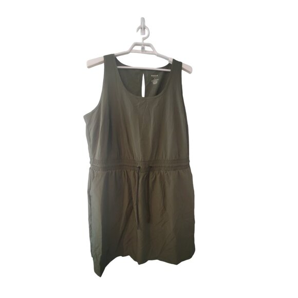 torrid Dresses & Skirts - Torrid  Active dress womens 3X 3 stretch woven2fer green shorts pockets